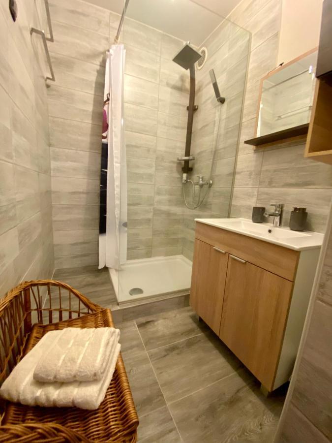 Apartment With Balcony And Free Parking Zadar Luaran gambar