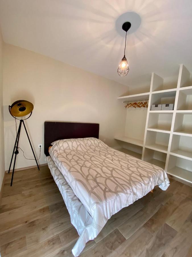 Apartment With Balcony And Free Parking Zadar Luaran gambar